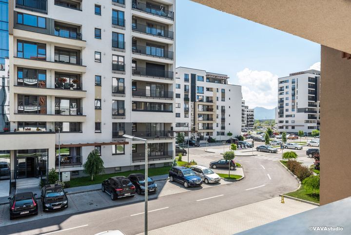 Apartament 2 · Coresi